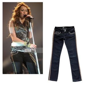 📀🎤 Miley Cyrus Best of Both Worlds Tour Wardrobe embellished skinny jeans